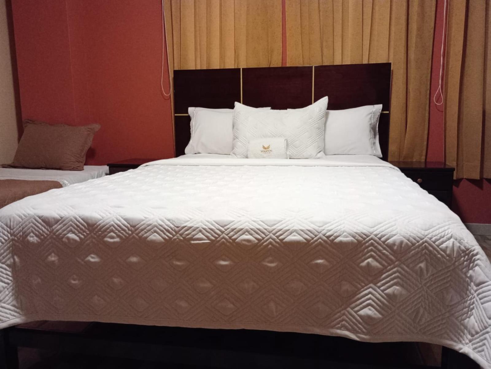 Madison Suite Tacna Kültér fotó